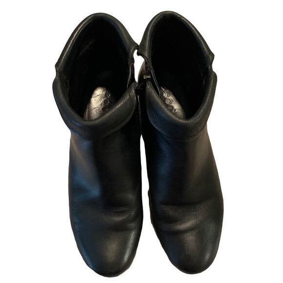 ECCO SCULPTURED 45 WOMEN'S ANKLE BOOT IN BLACK - Picture 6 of 11